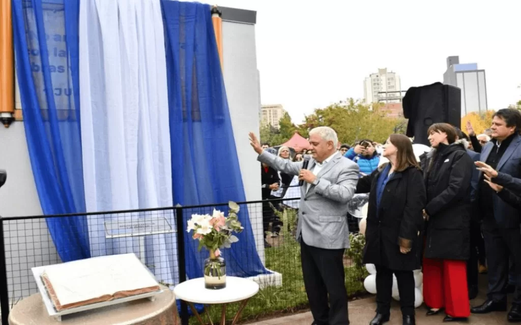 Argentina inaugura marco histórico em tributo à Bíblia Sagrada