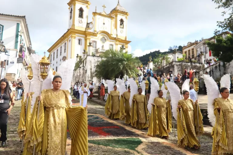 Turismo da fé em Minas